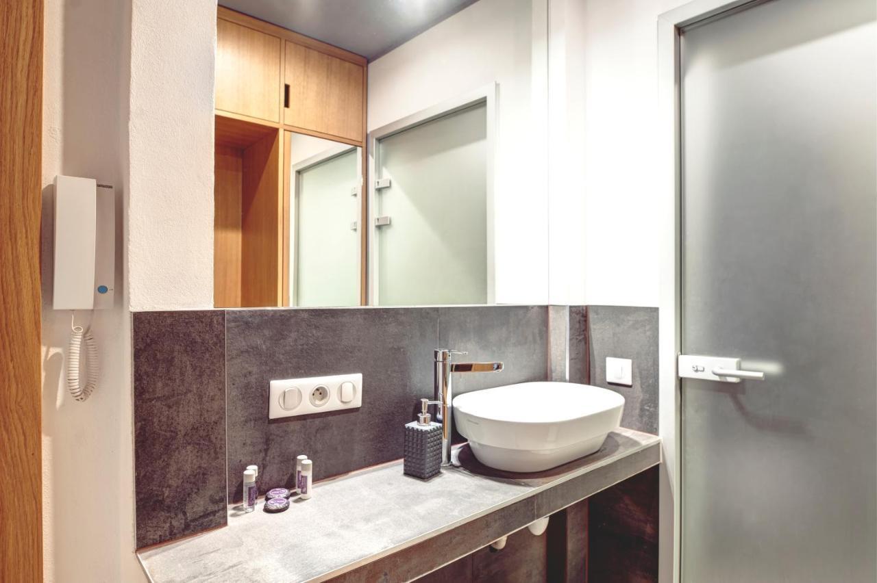 Tcz Wozna Aparthotel Poznań Exteriör bild