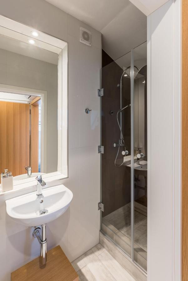 Tcz Wozna Aparthotel Poznań Exteriör bild
