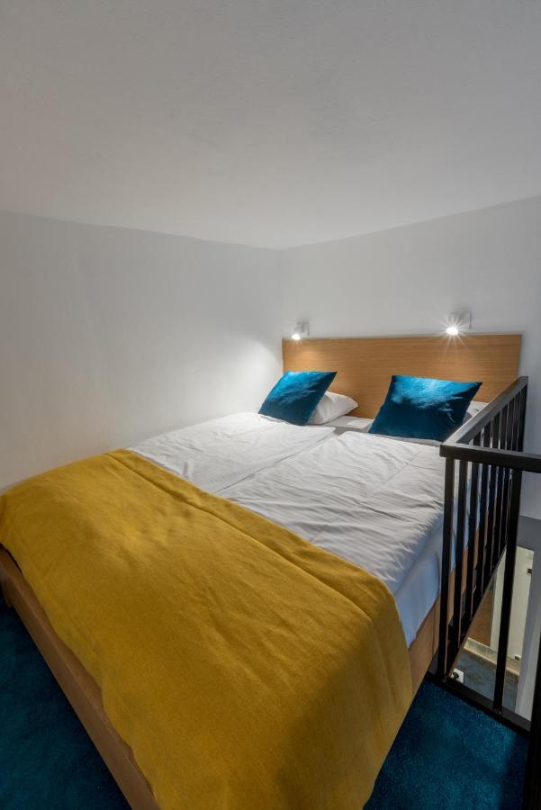 Tcz Wozna Aparthotel Poznań Exteriör bild