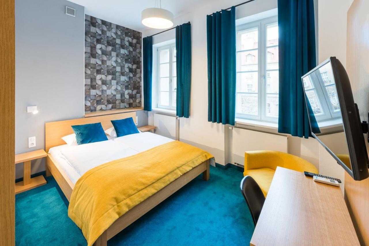 Tcz Wozna Aparthotel Poznań Exteriör bild
